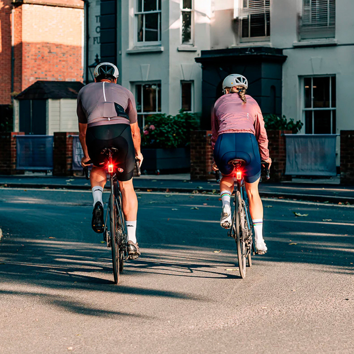 LAMPARA MAGICSHINE TRASERA USB 100 LM RADAR