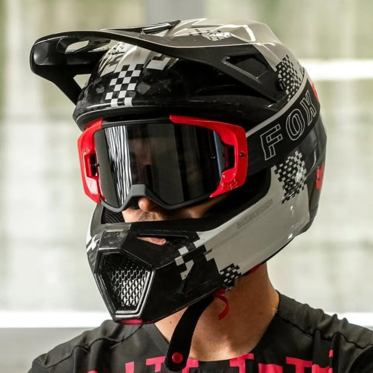 GOGGLES